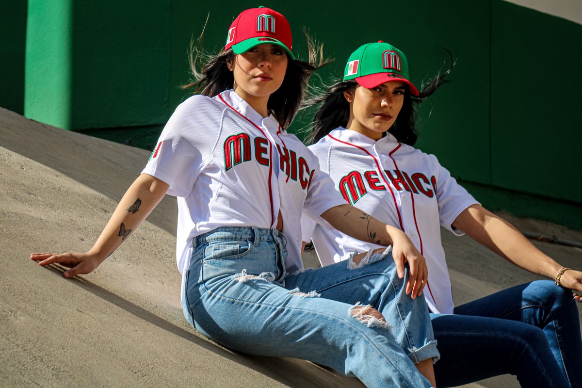GeneralesdDgo's tweet photo. ยกTODOS SOMOS MรXICO! ๐ฒ๐ฝโค๏ธโ๐ฅ
Hoy 18 y maรฑana 19 de marzo, sรณlo en #GeneralesStore sucursal Estadio.
๐% ๐๐ ๐๐๐๐๐๐๐๐๐ en productos WBC 2023. โพ๏ธ
*๐ผ๐ฅ๐ก๐๐๐๐ฃ ๐ง๐๐จ๐ฉ๐ง๐๐๐๐๐ค๐ฃ๐๐จ. https://t.co/zFA2ECmGBm