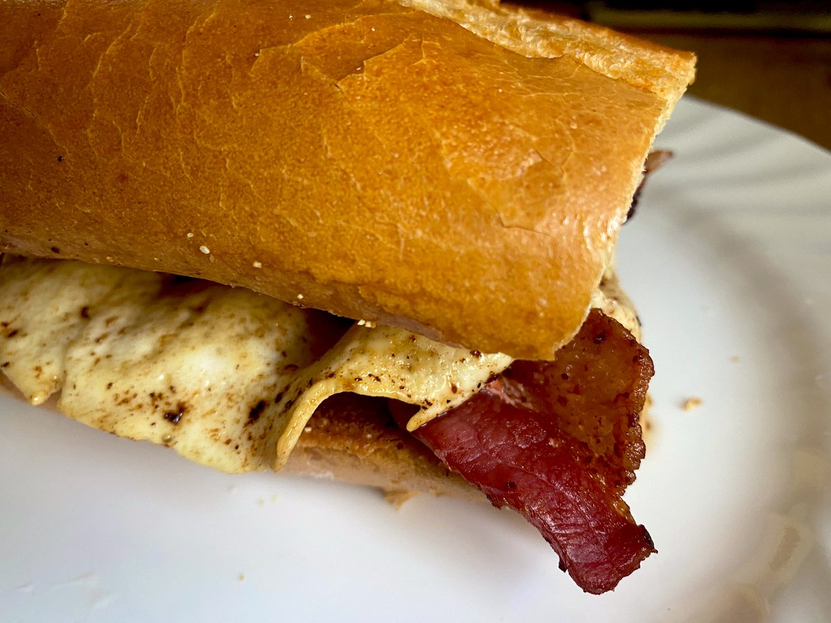MatthewCicanese's tweet photo. Home made #Bacon and egg #Breakfast sandwich with #CubanBread! 🤌🏼🥰
I wish I had some avocado and other ingredients — next time for sure! https://t.co/go8VNzzOZO