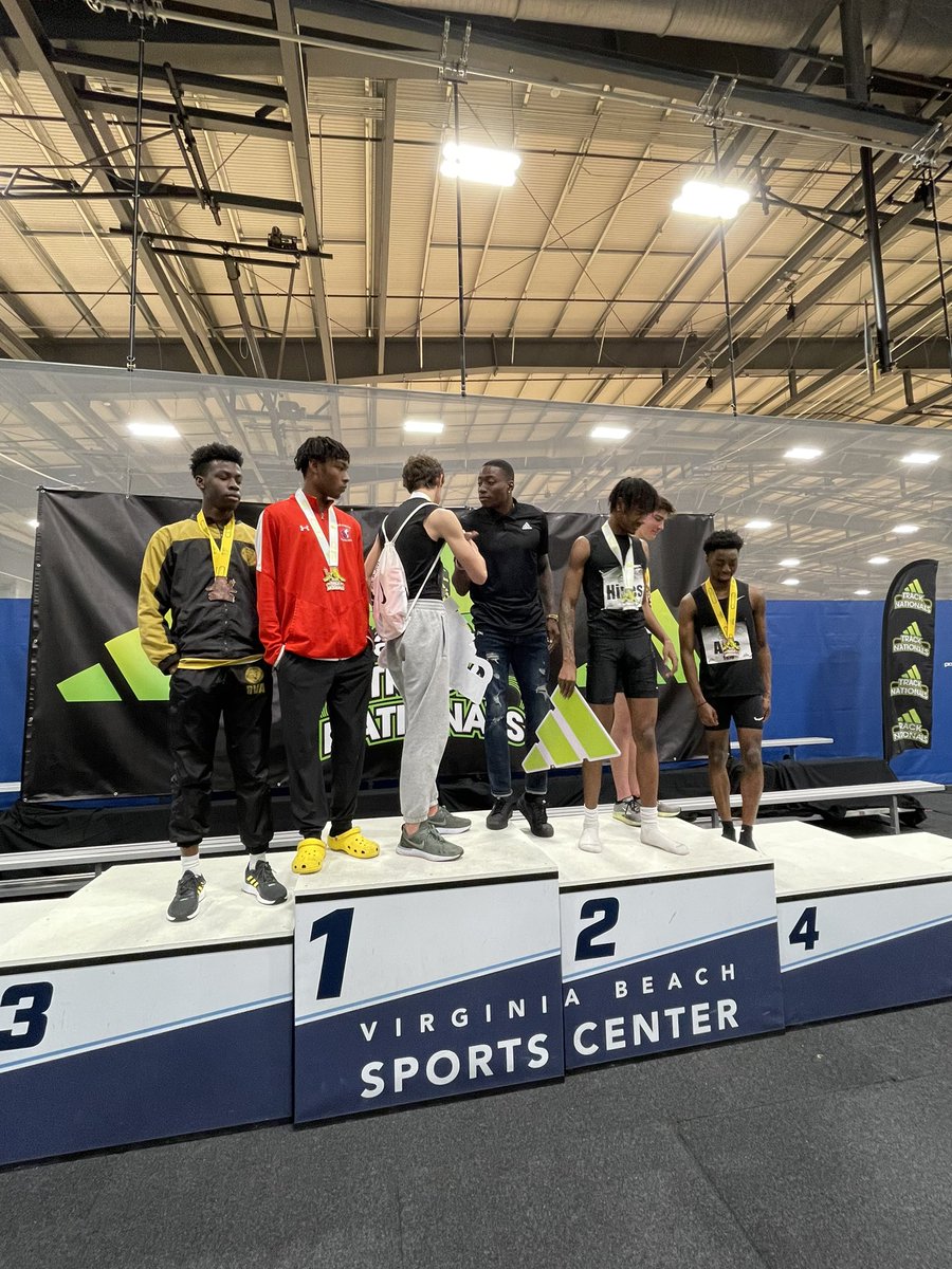 Clinton bass tweet media