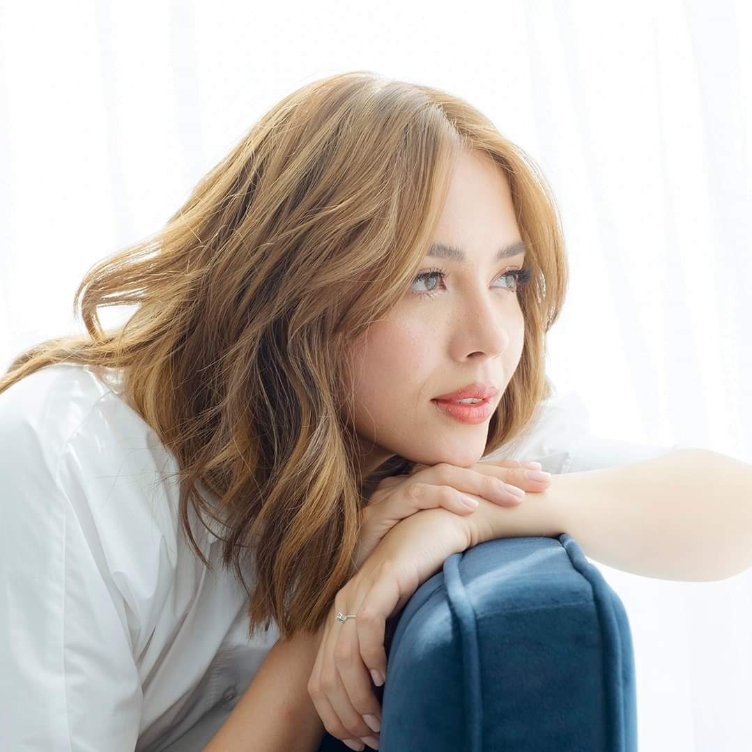 Happiest Birthday, our best girl!

HAPPY JULIA MONTES DAY 