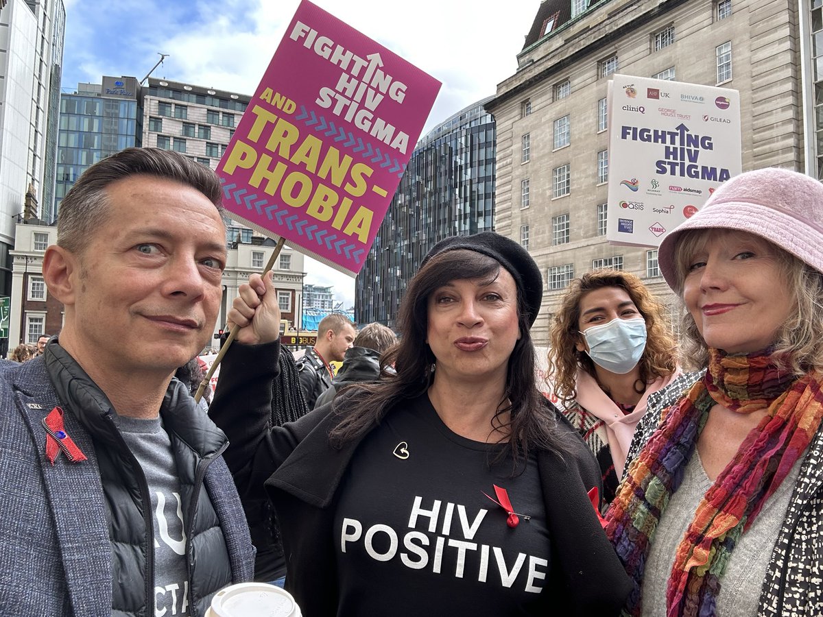 With my comrades from @Clini_Q, fighting #HIV stigma and fighting transphobia on the #FightHIVstigma march.