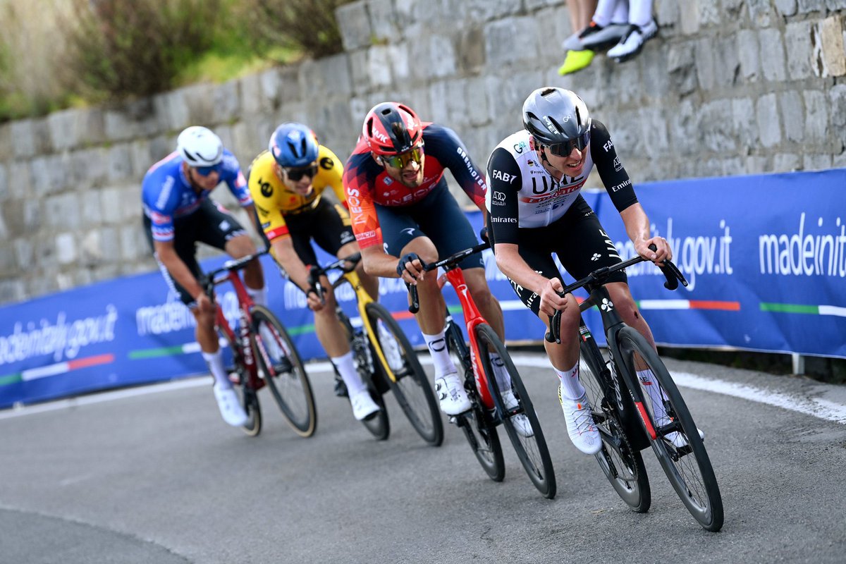 Juan_Clavijo_'s tweet photo. Para imprimir y enmarcar.

#MilanoSanremo 🇮🇹 https://t.co/DhY5thSUee