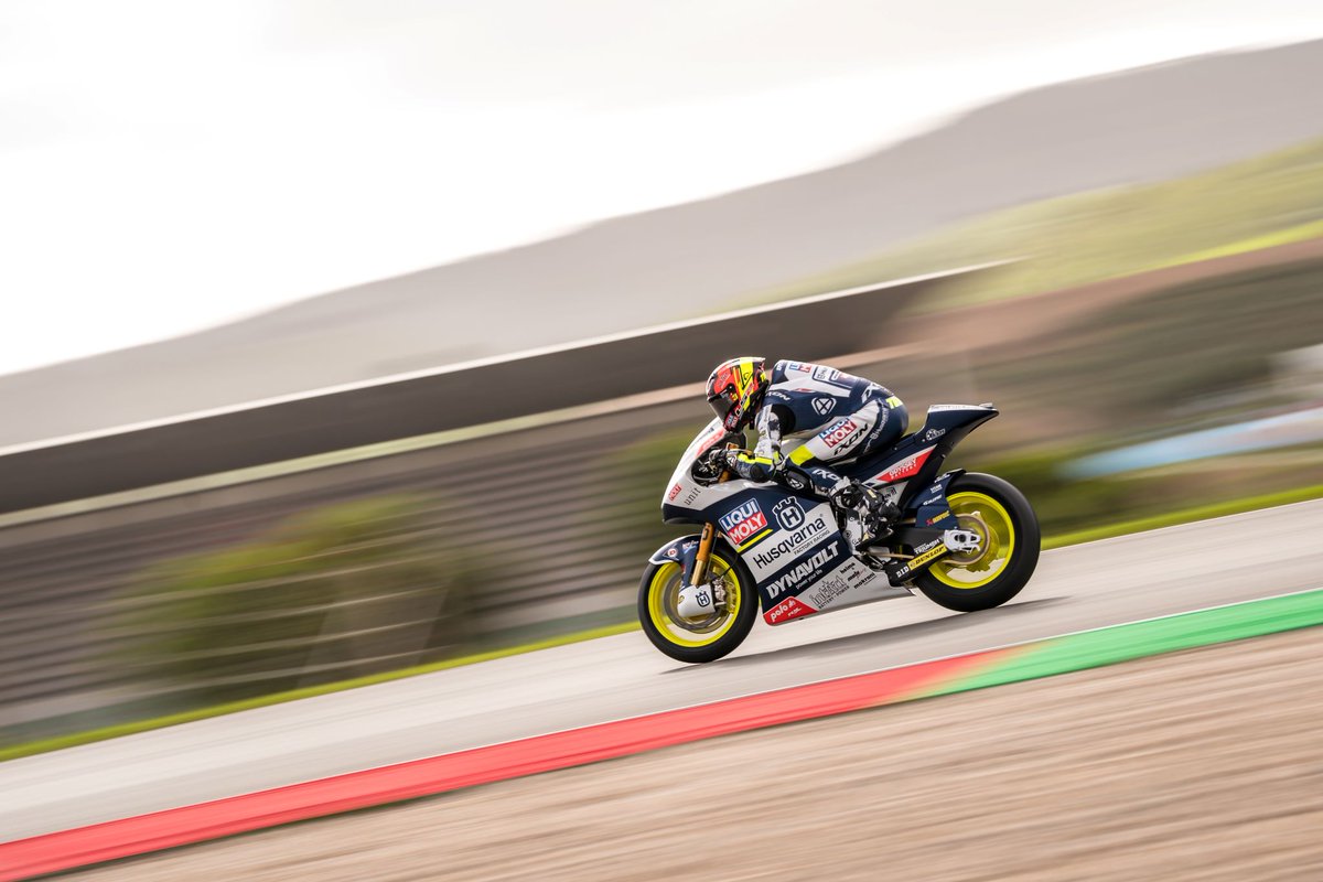 Intact GP (@intactgp) on Twitter photo Day 2️⃣ for #Moto2 is done at #PortimaoTest
Session 3️⃣ results:
🅿️1️⃣3️⃣ #15 <a href="/DarrynBinder_15/">Darryn Binder</a> - 1´43.643 +1.409 (26/28)
🅿️2️⃣3️⃣ #3 <a href="/3Tulovic/">Lukas Tulovic #3</a> - 1´44.250 +2.116 (11/20)
Testing at <a href="/AIAPortimao/">Autódromo Internacional do Algarve</a> comence on Sunday with final day
#LIQUIMOLY #Husqvarna #IntactGP Day 2️⃣ for #Moto2 is done at #PortimaoTest
Session 3️⃣ results:
🅿️1️⃣3️⃣ #15 <a href="/DarrynBinder_15/">Darryn Binder</a> - 1´43.643 +1.409 (26/28)
🅿️2️⃣3️⃣ #3 <a href="/3Tulovic/">Lukas Tulovic #3</a> - 1´44.250 +2.116 (11/20)
Testing at <a href="/AIAPortimao/">Autódromo Internacional do Algarve</a> comence on Sunday with final day
#LIQUIMOLY #Husqvarna #IntactGP