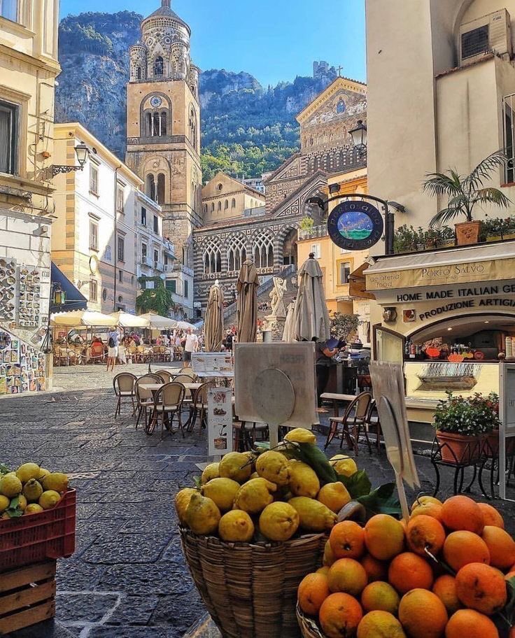addictviews's tweet image. City of Amalfi, Italy