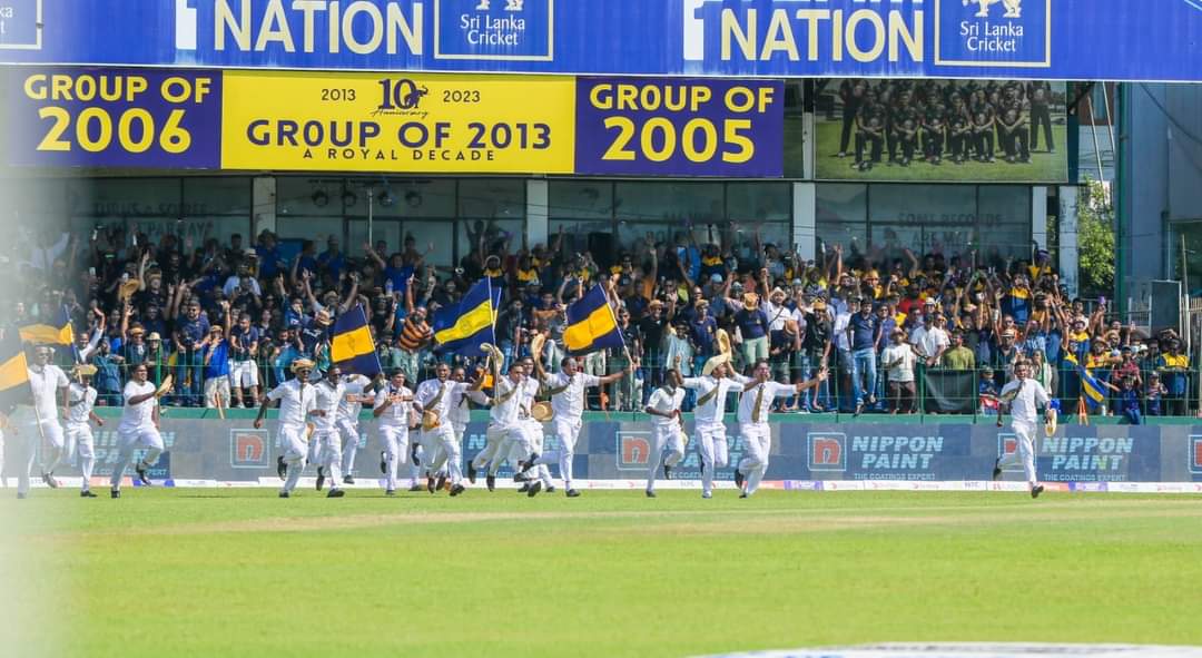 mafridhahamed56's tweet photo. Royal College won the 144th Battle of the Blues and owned Hon.D.S Senanayake Memorial Shield.💙💛💙 
Congratulations @dasisss_25 and team ❤🙌

#144th #webelieved #royalcollegelk https://t.co/wN6RdOTwjV