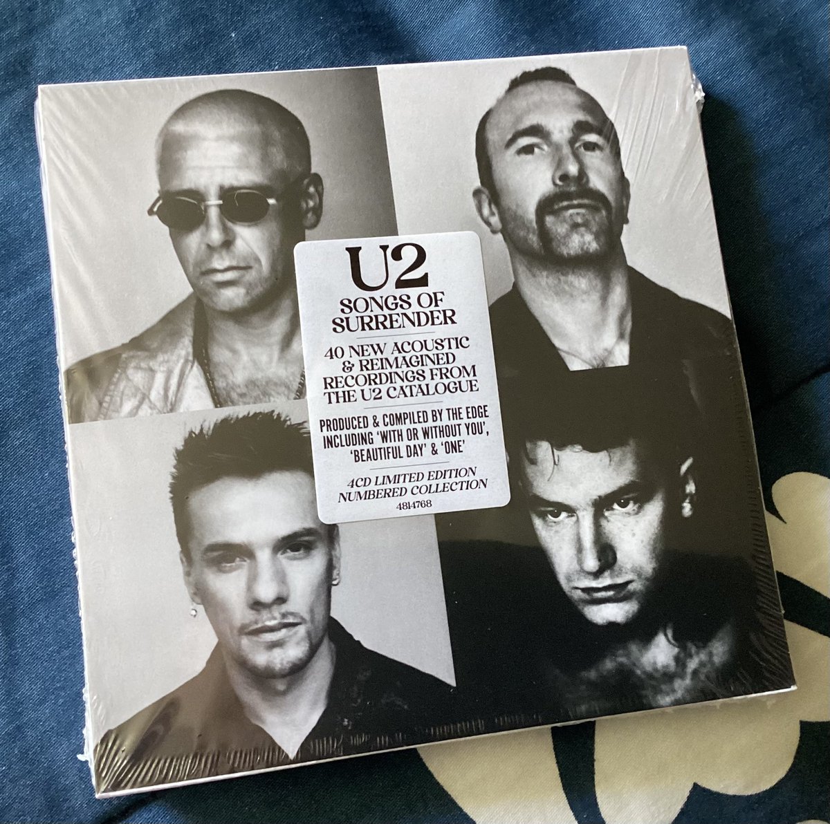 RDiane877's tweet image. It arrived today! #U2SOS It’s slightly crushed, but not too much.