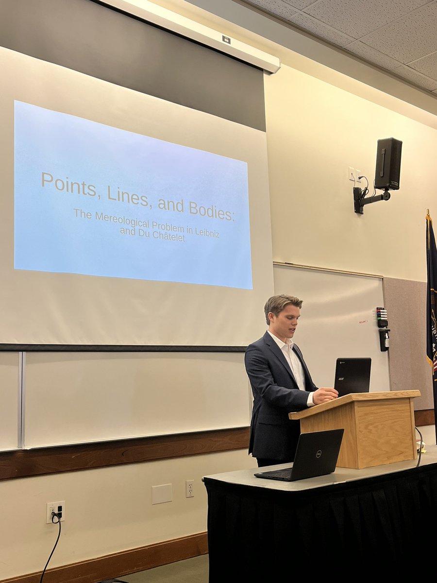 PhilosophySuu's tweet photo. Kicking off the 9th Annual SUU Philosophy Conference! 

Here is #BYU’s Jackson Hawkins presenting on Leibniz’s mereology! https://t.co/yROhxamjlR