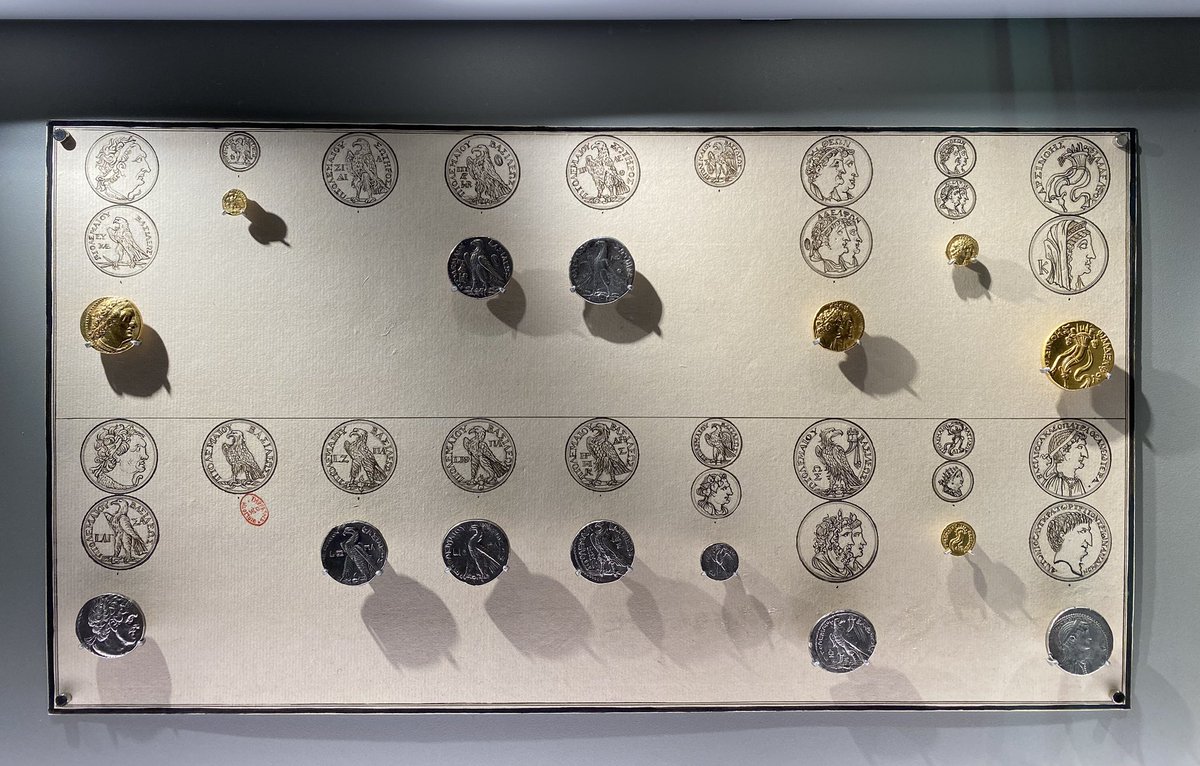 Andreas Morell  (1646-1703), one of the earliest Swiss numismatists, was working for Louis XIV on the Royal collection (<a href="/laBnF/">La Bibliothèque nationale de France</a>: salle Barthélemy du Cabinet des médailles). #historyofscience #numismatics #Pioneers