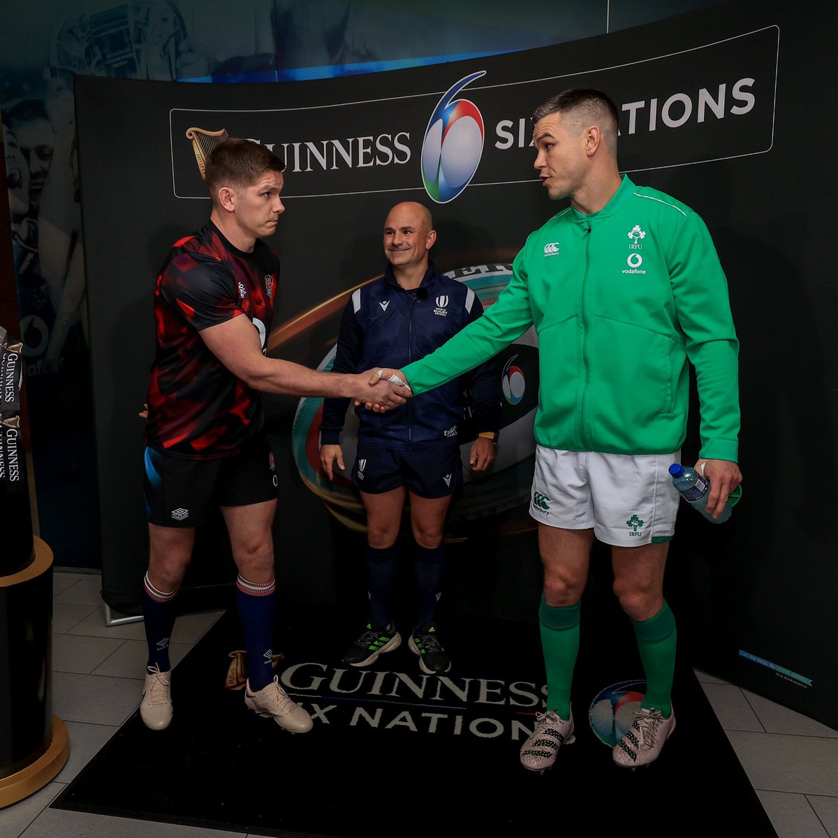 IrishRugby's tweet photo. All set for Round 5! 🤝

#TeamOfUs | #GuinnessSixNations https://t.co/zpDoFg5fAY