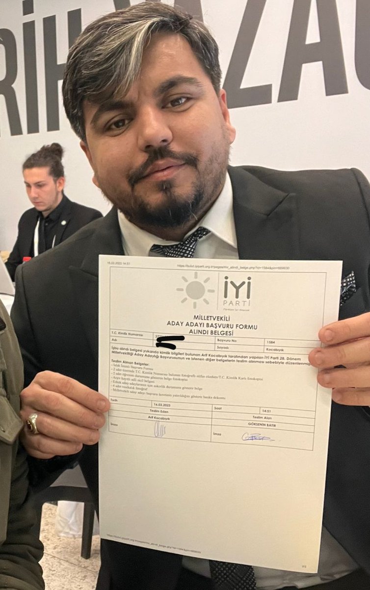 İyi partiyle aram iyi değil Bankamatik şeysi Arif gibi söylendim durdum onu millet vekili yapacaklarmış hemde Tc sini sosyal medyaya paylaşıp nasıl güccük beyinli olmasını kanitladigi halde acaba diyorum bende gitsem Bursadan Vekil aday adayı yaparlar mı? 

Mansur Halk tv Algı