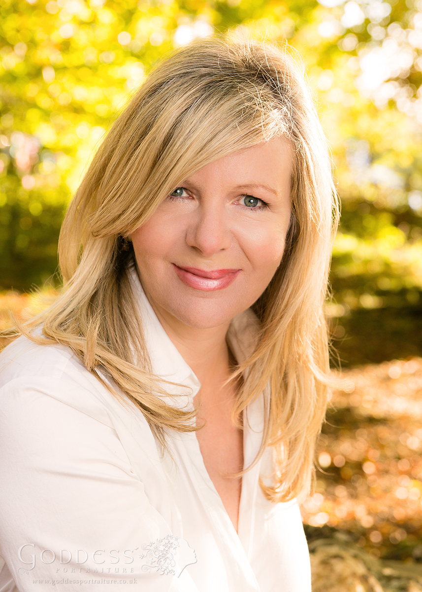 ukhealthradio's tweet photo. Mother Speaks with  @ChiClara  &amp; Sarah Lloyd on @ukhealthradio - Family Constellation therapy &amp; unpacking the Mother Wound - helping to heal &amp; reframe relational trauma through the ages, @janeyleegrace  joins Clara and Sarah.

👉🏼 🎧  https://t.co/4DFq0SFawN #wellbeingpodcast https://t.co/3pRYDXRsyC