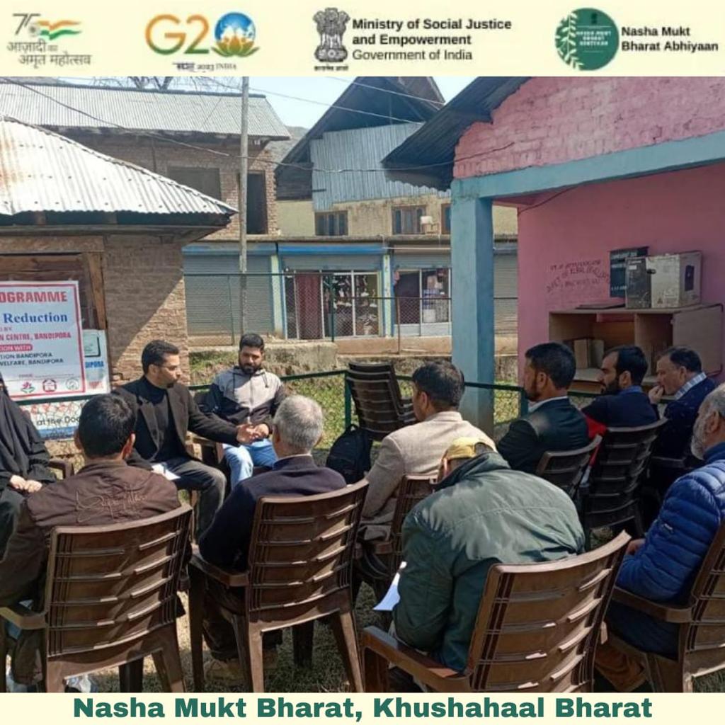 NMBA_MSJE's tweet photo. Under NMBA, one week long outreach program was conducted conducted at block level in Bandipora, J&amp;K.
@HMOIndia @msjegoi @amitshah @Drvirendrakum13 @NITIAayog @PMOIndia  @RailMinIndia @FinMinIndia @MIB_India @MinistryWCD @moayush @mini @MoHFW_INDIA @UNODC #NMBA https://t.co/DD5hqD8RTH