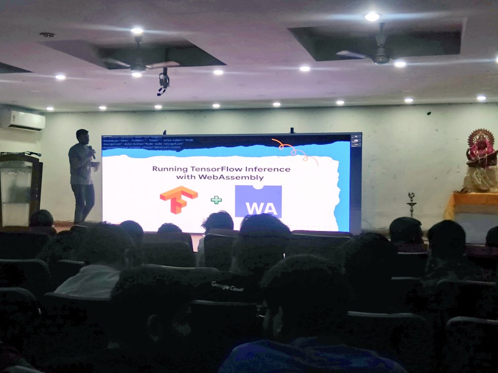 krishchopra22's tweet image. A few more... ✨
#DurgFOSS