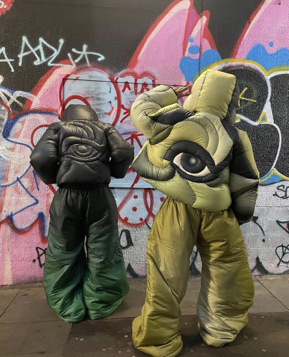 StreetFashion01's tweet photo. https://t.co/yb8zQ8yzXw
