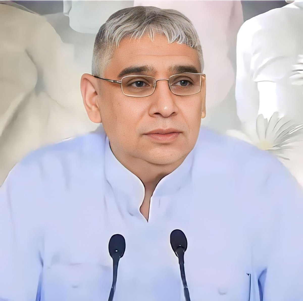 Guruji..❤️
.
.
.
#SantRampalJiMaharaj
#kabirisgod
#gurudev #Trueguru #parmatma
