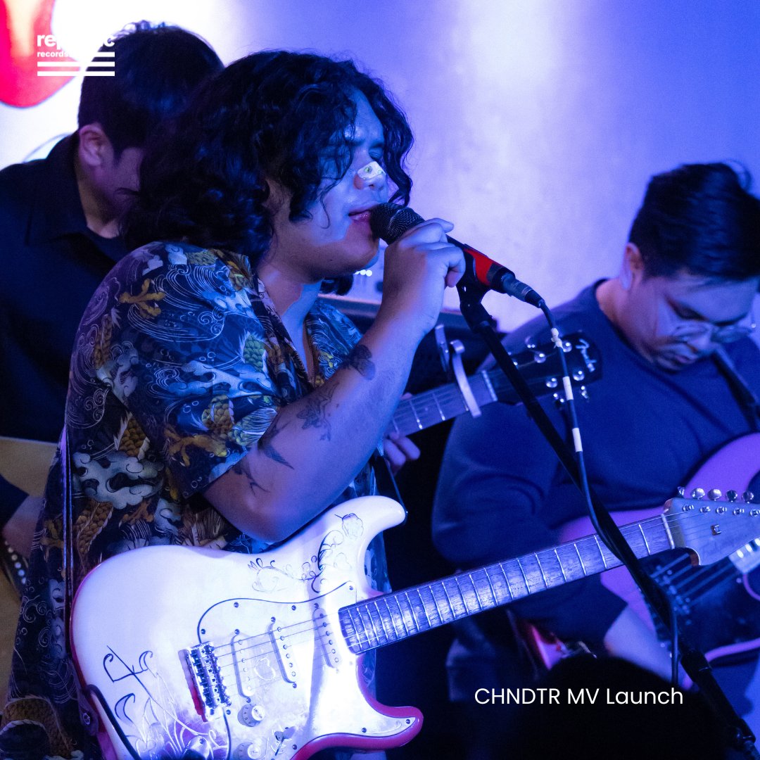 RepublicRec_PH's tweet photo. some snippets from @CHNDTR's MV Launch last March 18 at 70's Bistro πΈ
#CHNDTR @Timdionela
πΈ: thebigpaophoto https://t.co/jUlemFTLrD