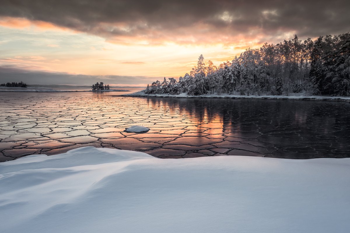 MikkoLagerstedt's tweet photo. Light in the north https://t.co/3DGRRRXrVM