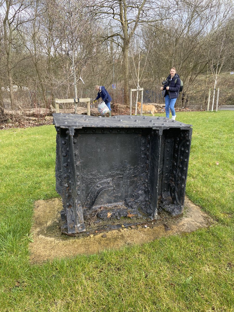 <a href="/MCCGortonAHey/">MCC Gorton & Abbey Hey</a> <a href="/DebdaleNature/">Debdale Nature Centre</a> <a href="/FriendsDebdale/">Friends of Debdale Park</a> Fantastic volunteers working on tidying up and planting up the Butterfly Garden.