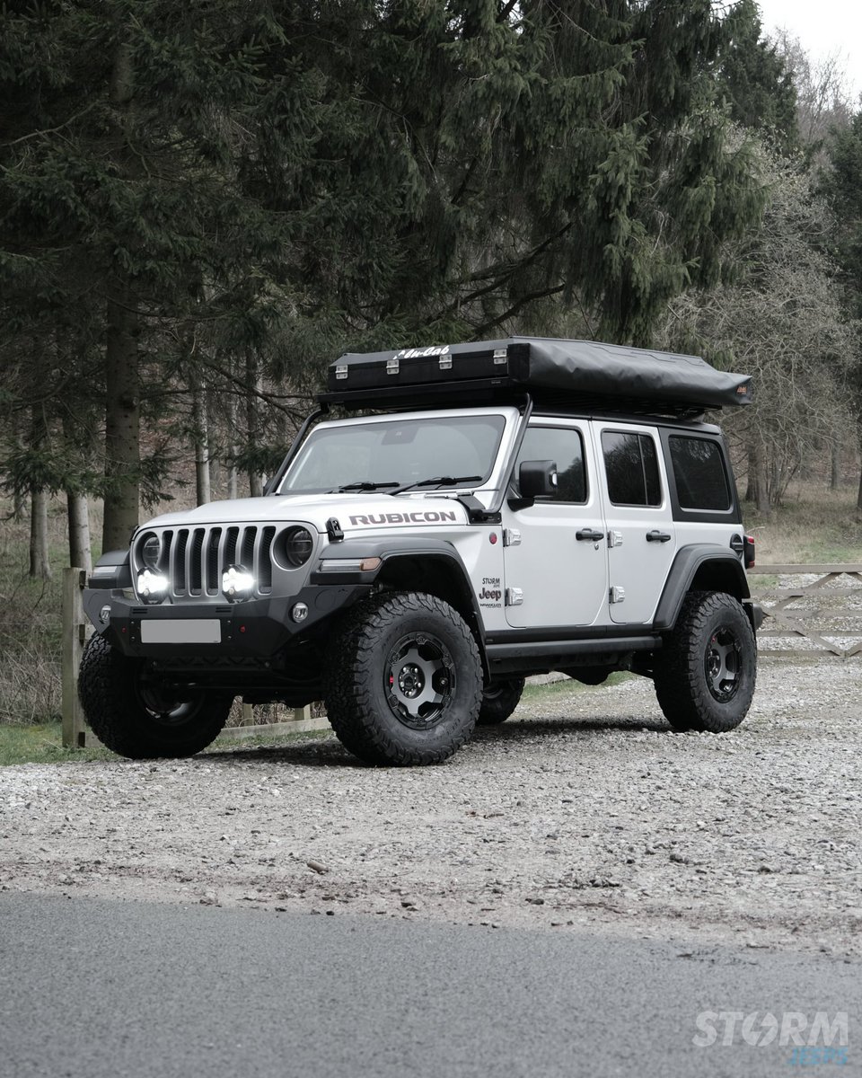 Storm Jeeps tweet media