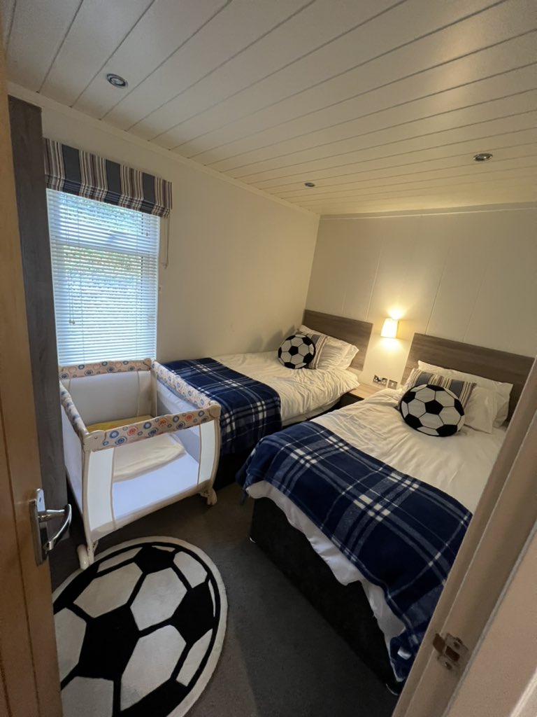 Brownsleisure's tweet photo. The Cambrian Sandalwood bedrooms https://t.co/UzxdI8pEfG