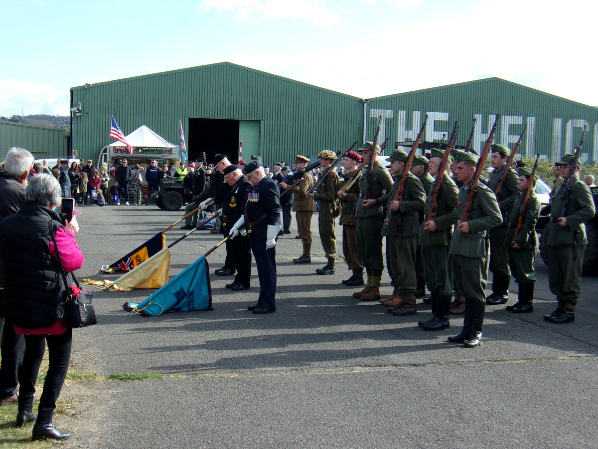 HeliCollections's tweet image. Join us and The Royal British Legion on Saturday 1st and Sunday 2nd April for an action packed WWII weekend including a classical concert, wartime singers, remembrance service, veterans parade, tank, halftrack, open cockpits, trade stalls and loads of re-enactors to meet !!
