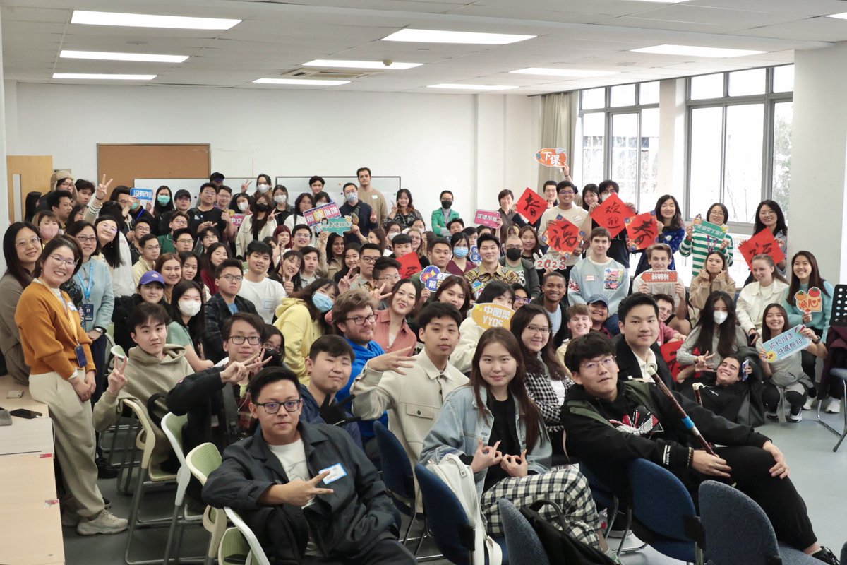 XJTLU's tweet photo. XJTLUers from around the world 🌍 gather while immersing themselves in the beauty of Chinese culture 💜 🇨🇳
#ReunionVibes #ChineseActivities #Internationalstudents #studyabroad #China #Suzhou #xjtluers #peopleofxjtlu #FriendshipKnowsNoBorders https://t.co/LhVXfoWHfV