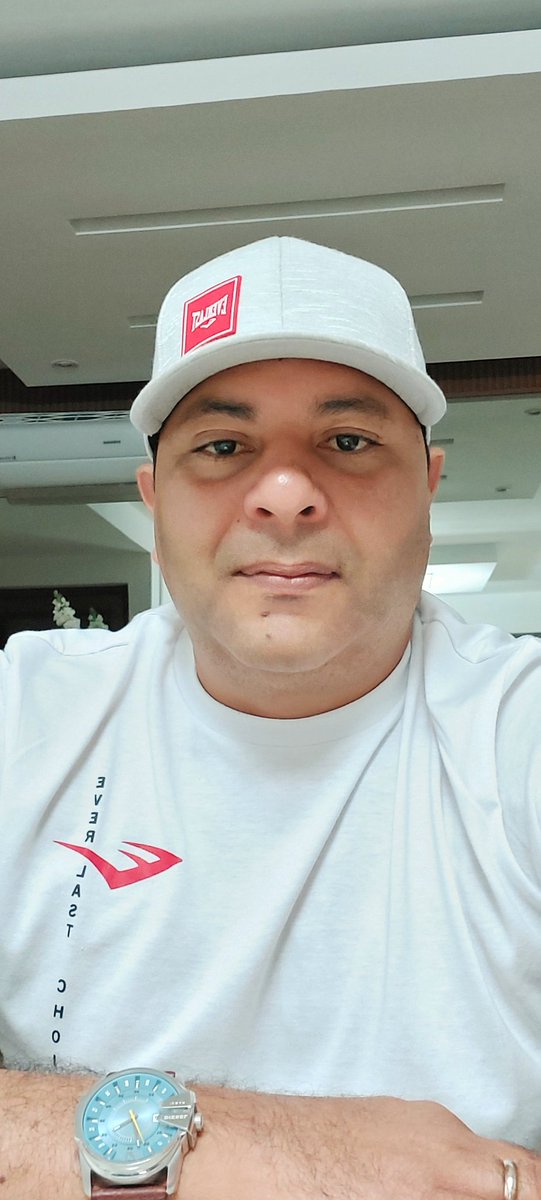LesterM94049242's tweet photo. Un dia más... https://t.co/NqOx1ghy8y