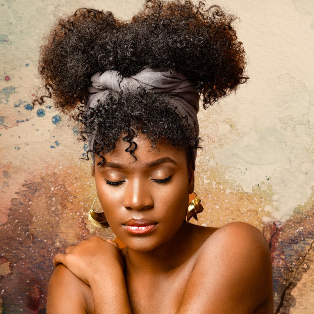 "I remember performing a monologue from the play and having African and Caribbean people tell me they haven’t heard a story that represented them like that with so much truth to it."

New blog! Meet the team behind You Are African First Before Anything: omnibus-clapham.org/2023/03/13/in-…