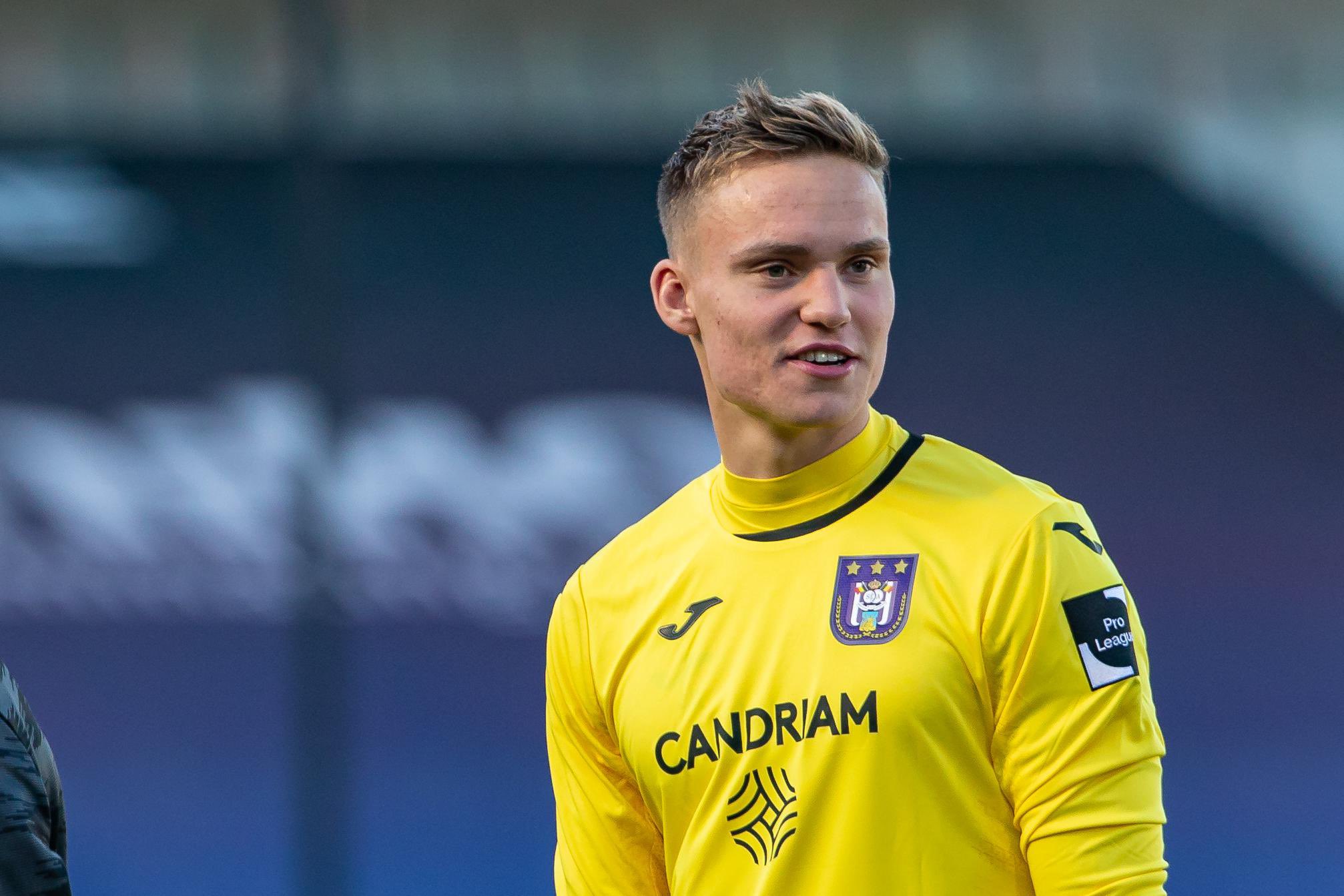 Manchester United interested in signing Anderlecht goalkeeper