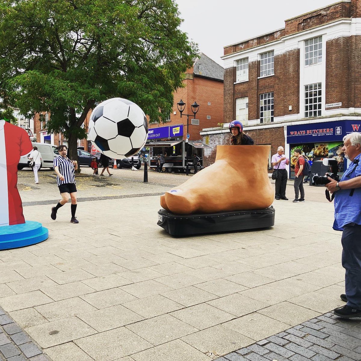 LeanneBuchan's tweet photo. Two opportunities to be part of the team working together to make Rotherham the world’s first Children’s Capital of Culture…

Creative Programming &amp; Events Manager with @RMBCEvents https://t.co/NfpEMiNUqg

Theatre Manager with @RothTheatres https://t.co/xsccjFnbJU https://t.co/ufXLYXUjX4