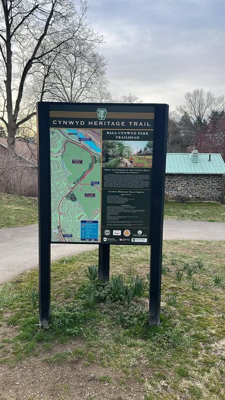 AlHayaauHayaati's tweet photo. 🏞️👟👟Join Our Weekend Morning Trail Walk👟👟⛰️This morning the Sisters connected for a walk on Cynwyd Heritage Trail! To join the Sister’s Group stop by #TheGym DM, or connect with Umm Hannah to #GetOutside #GetSomeFreshAir &amp; #GetFit on an #EarlyMorningWalk #HayaaFitness (pics1) https://t.co/A8bMCQYKO8