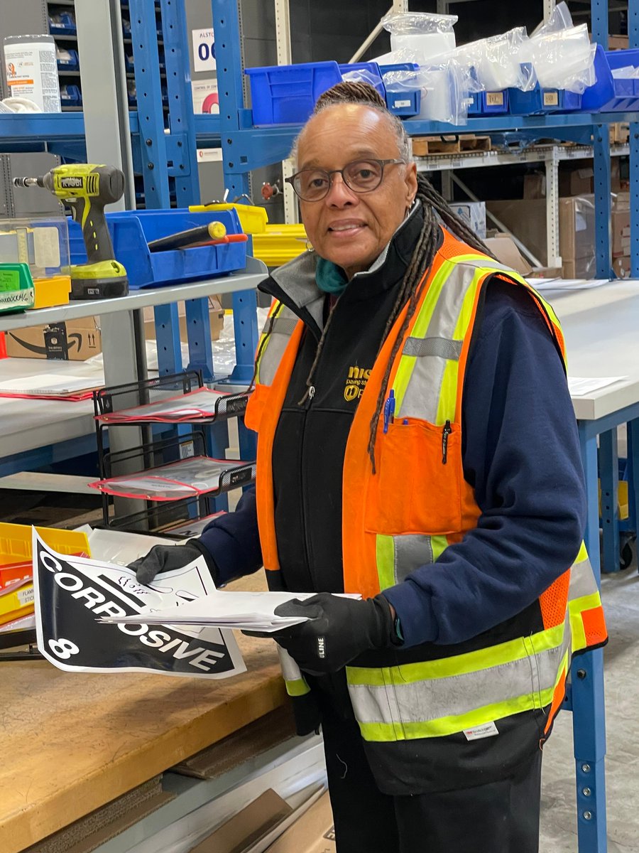 AlstomUSA's tweet photo. Meet Holly Garner, Logistics Operator at our warehouse in Newcastle, Delaware.
At Alstom, we believe jobs have no gender.
To celebrate Women's History Month, why not take another look at our career section?
https://t.co/3WKL7NMX9N
#TeamAlstom #NAMServices #AlstomServices https://t.co/AxI23jDfrD