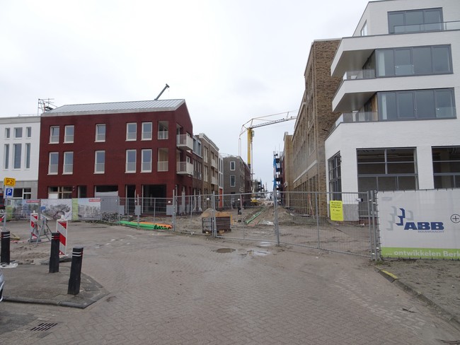 In weekbericht 661 staan wij stil bij de enerverende verkiezingsdag. Er is nieuws over de kalme raadscommissieweek. Wij balen wij als een stekker dat het college het unaniem in maart 2022 door de fracties ondertekende Regenboogakkoord niet serieus neemt: lansingerland.pvda.nl/nieuws/weekber…