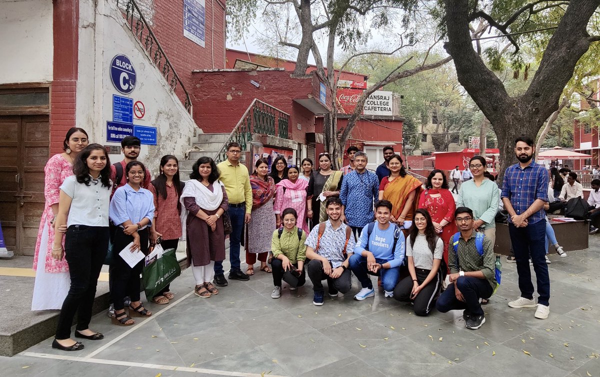 smartelegans's tweet photo. Thanks ⁦@hrcduofficial⁩ for hosting me. Enjoyed the interaction with the bright young minds and the faculty (two ⁦@NImmunology⁩ alumni!). Looking forward to more interactions in near future as part of #ScienceSetu. https://t.co/jywBqLiQZj