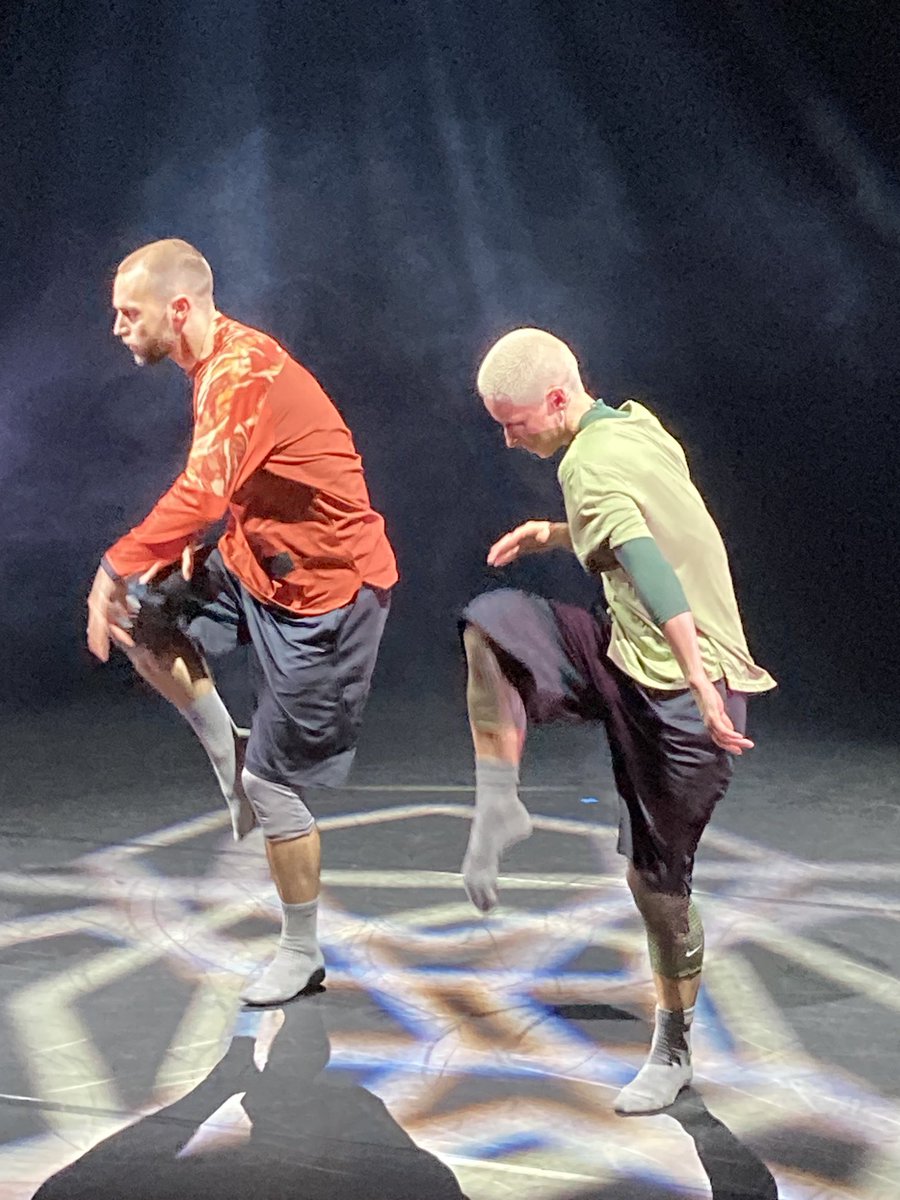 One more night tonight ⁦<a href="/TomDaleCompany/">Tom Dale Company</a>⁩ SURGE and Sub:Version ⁦<a href="/LakesideArts/">Lakeside Arts</a>⁩ ⁦<a href="/UniofNottingham/">Uni of Nottingham #WeAreUoN</a>⁩. Great music great visuals great performances.