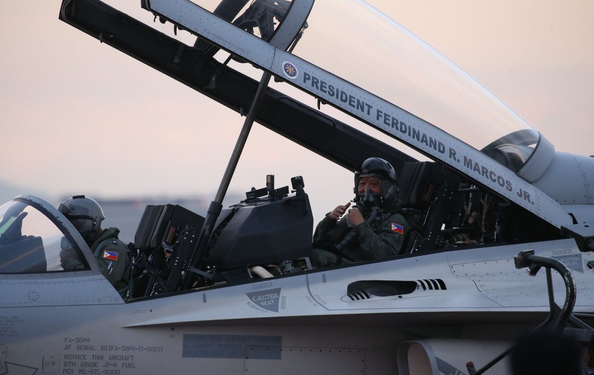 PangasinanUPD's tweet photo. President Ferdinand Marcos Jr. led the Philippine Air Force for the turnover and blessing of new C-295 Medium Lift Aircraft from Spain.

The AFP Commander-in-Chief also boarded for the FA-50Ph capability demonstration flight.

(Image from @PhilAirForce/ SMNI)
@jankevcestona https://t.co/ucrN23ld75