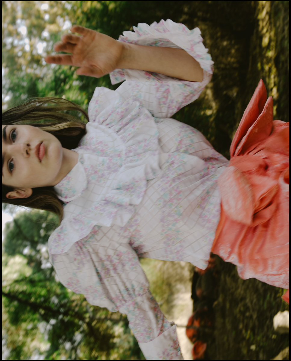 teoricadelcaos's tweet photo. Crear historias a través de las fotografías es algo que me hace completamente feliz. “Neverland” habla de volver jugar como en la infancia y transportarse al pasado 💘 https://t.co/DBYkDgQJa2