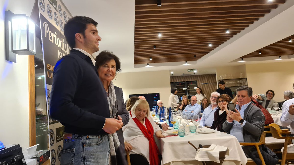 👉🏻 <a href="/periodistasoria/">periodistas_soria</a>, APIS ha entregado el Premio Monreal 2023 al soriano David Ortega, por dar visibilidad a las zonas más despobladas y la provincia de Soria.