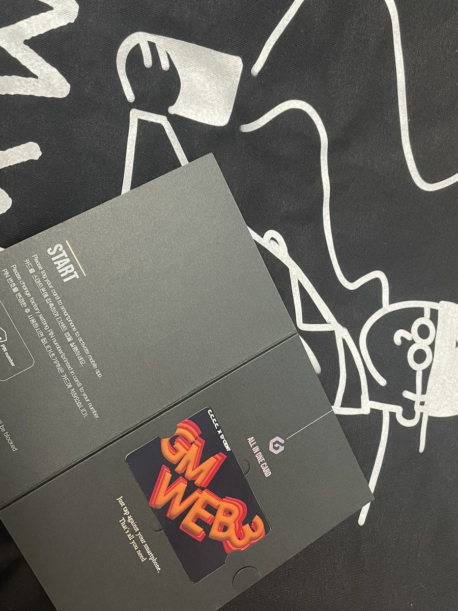 hailey 🐧 tweet media