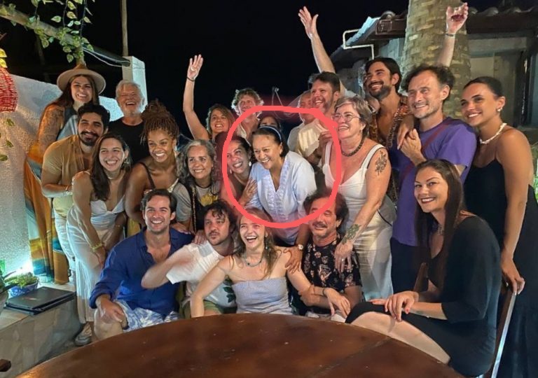 misteriouspavao's tweet photo. 🚨Em meio a terrorismo no Rio Grande do Norte,  governo do PT faz festa para receber artistas da rede Globo.

E pra ficar ainda pior a Governadora do Estado Fatima Bezerra esteve presente com a cara de não esta meio preocupada! https://t.co/Q53CZUJoaP