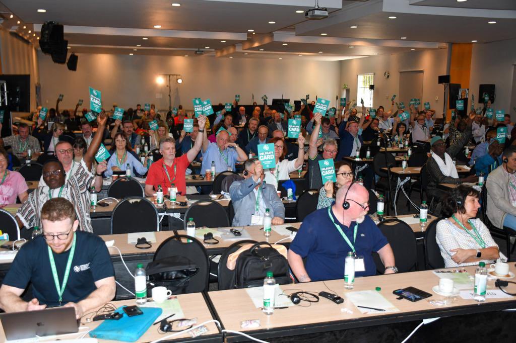 RucciLineaRoca's tweet photo. SOLIDARIDAD INTERNACIONAL @ITFglobalunion @JulioSosaFrate @CappelloSosa @FraternidadArg 

La ITF está consternada por los recientes ataques contra los trabajadores ferroviarios argentinos…

Link nota completa : https://t.co/eHWwQ1UWTA https://t.co/7tQluBJvQv