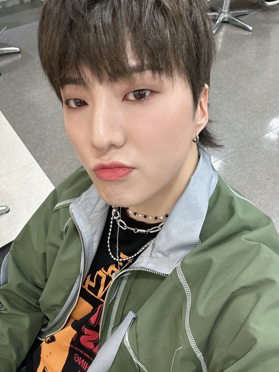 weloveseungyoon's tweet photo. [Weverse] 230318 Seungyoon's update: 행복합니다💙🙏🏻💙🦋

위너 강승윤 
#KANGSEUNGYOON #YOON #강승윤 @official_yoon_ https://t.co/AF9oEub7LZ