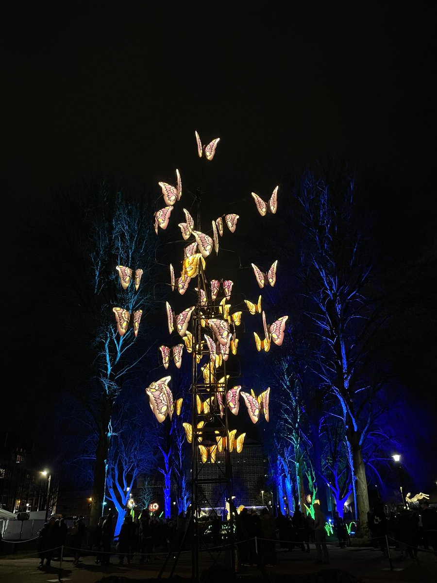 LouPhotosby's tweet photo. The Awakening 2023 #Hull #TheAwakening #Freedomfox @HullMinster @FreedomFest @FreedomFestHull https://t.co/GYCd2ioosO