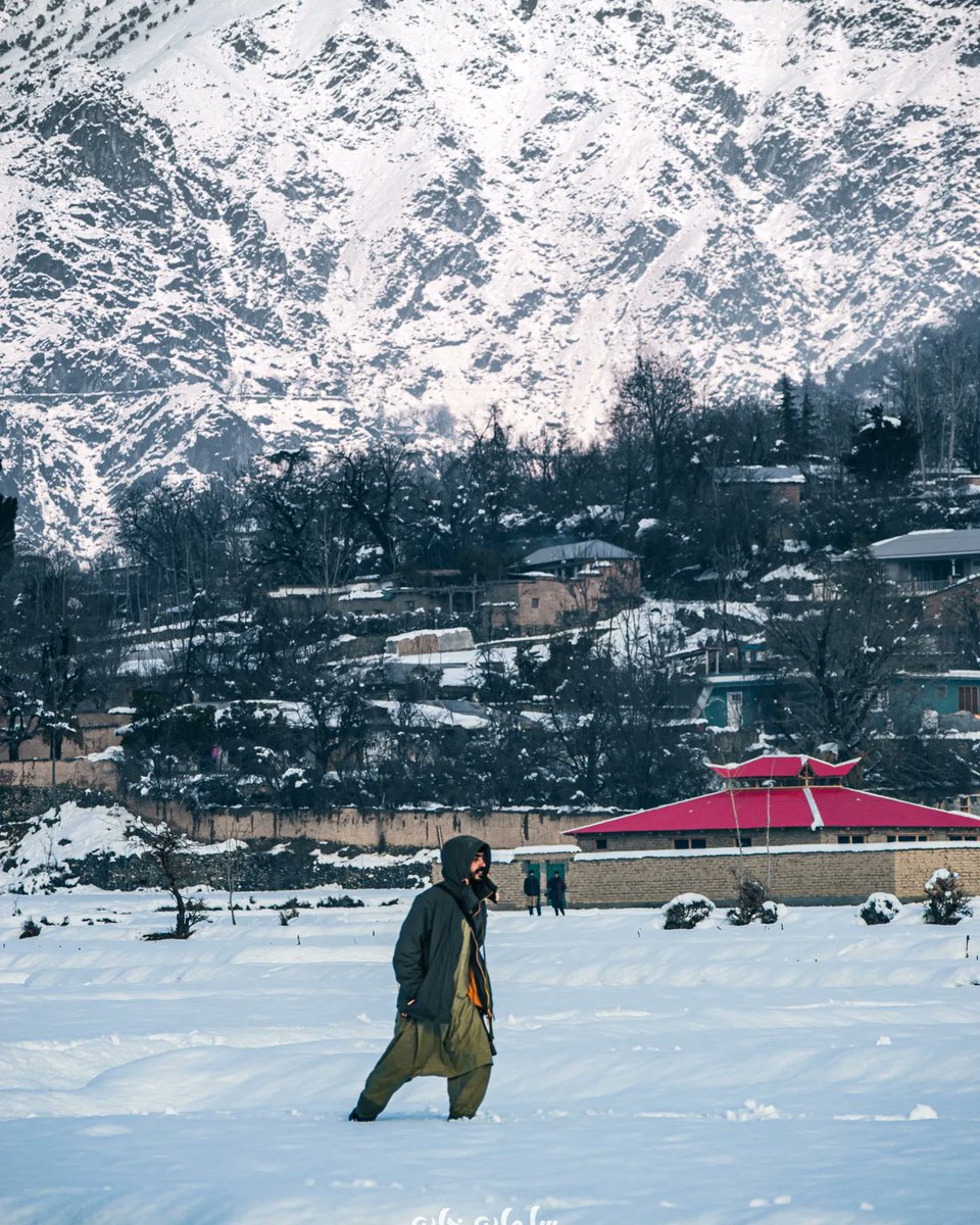 salmankub's tweet photo. Winter ❄️
,
,
,
,
Chitral lower, Kpk, 🇵🇰
@salmankub
.
#pakistanpics #snowfall #pakistan #pakistanparadise  #kpkmountains #Salmansphotography #garamchashma #kp #peshawar #lahore #islamabad #iropakistan #dawndotcom #karachi #balochistan #punjab #sindh #gilgitbaltistan #skardu https://t.co/8kvPTyKk4R