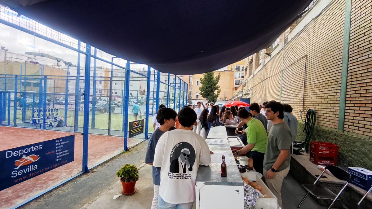 V Torneo Deportivo Solidario en acción; deporte, convivencia, alegría, solidaridad... 🥎🏸☺️A beneficio de los damnificados por el terremoto en Turquía y Siria 👏👏👏<a href="/mayordonbosco/">CMU SAN JUAN BOSCO</a> <a href="/ccmmue/">Consejo de Colegios Mayores Universitarios</a> <a href="/unisevilla/">Universidad de Sevilla</a> <a href="/SalesianosSMX/">Salesianos SMX - #UnSueñoParaTi</a> #abrimoscaminos #solidaridad #voluntariado