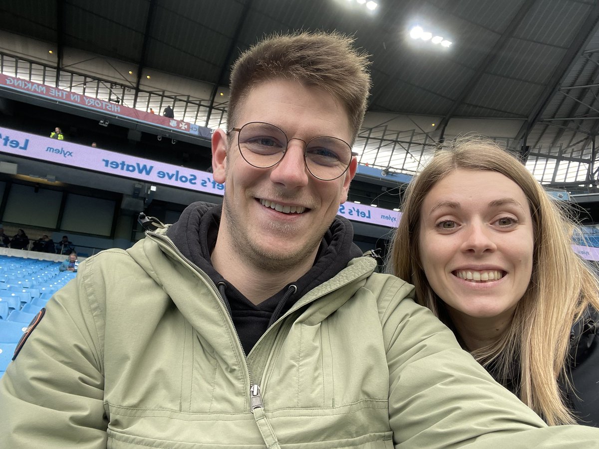 JDainef's tweet photo. First time at Etihad #citysquarelive https://t.co/4vXrftUDyN