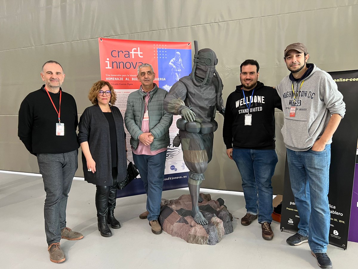 ideva_agencia's tweet photo. El Buzo del Pisuerga. #craftinnova presenta esta construcción colaborativa del buzo de Valladolid que ha sido diseñado y digitalizado a escala humana por el estudio de @JuanVillah que ha contado con la colaboración del estudio @kirolab3d y @MakersVLL https://t.co/tQsjuzWHPt