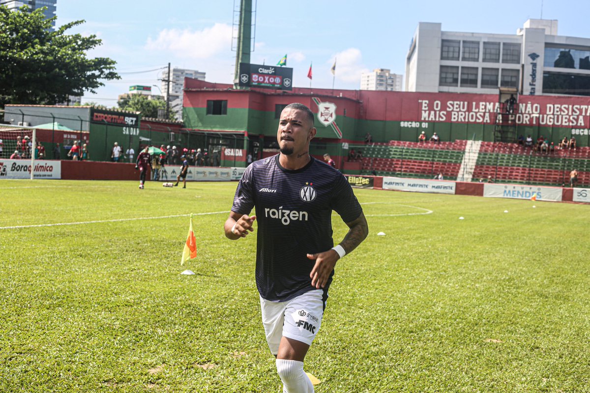 xvpiracicaba's tweet photo. Aquecimento no Ulrico Mursa! ✅ #PraCimaXVZÃO ⚪️⚫️
#XVdePiracicaba #Raízen #Unimed #FMC #UPL #Ihara #Coplacana #Sicredi #Betnacional #SicoobCocred #Poty #Zyone #TopMania #Alluri https://t.co/sOfSyTKGu4