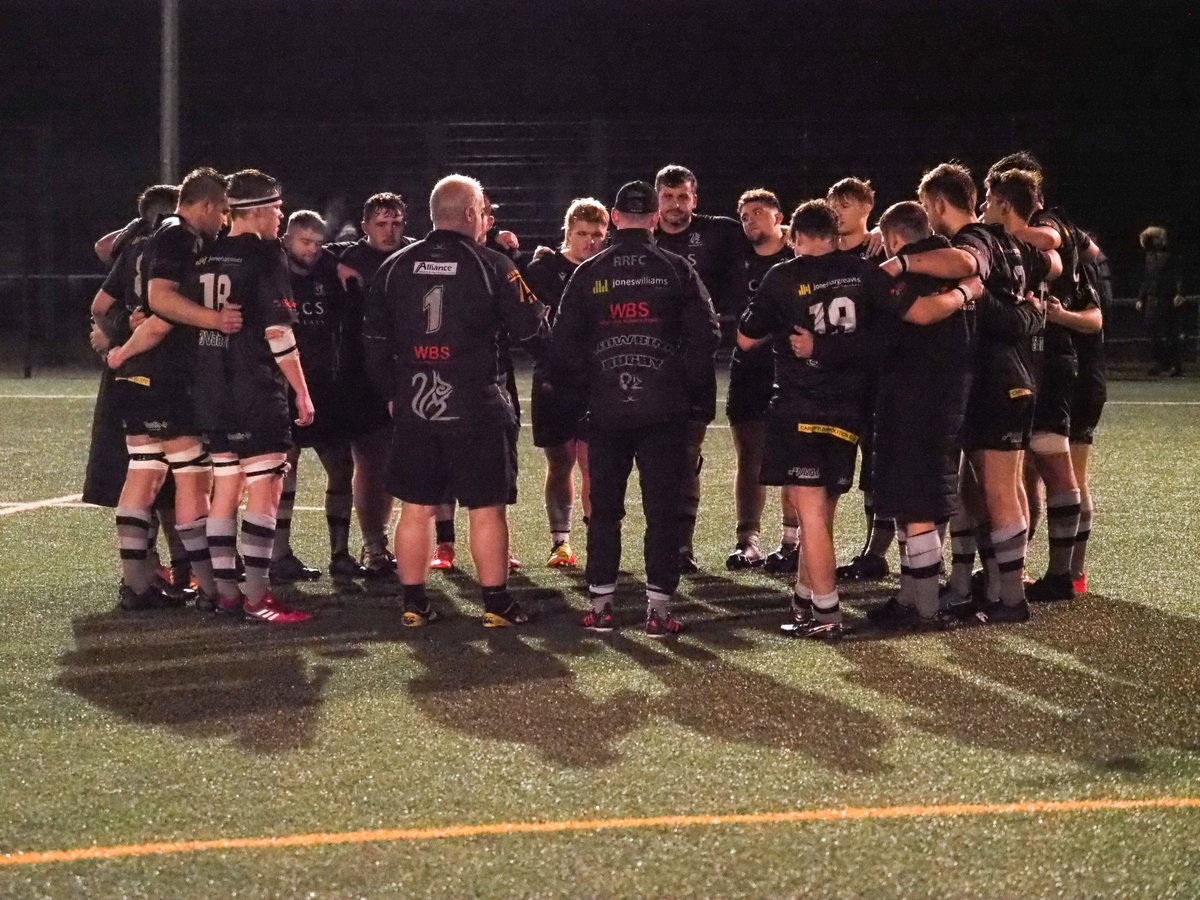 ianfido's tweet photo. @RhiwbinaRFC @JohnHumphreys7 @KearGareth Enjoyed watching the Squirrels under the lights at Llanishen last night. Lost, but there is definitely spirit in this Group! #Squizzers #LBBA #FridayNightLights #EarlyEdits https://t.co/h9kfSxvjDl