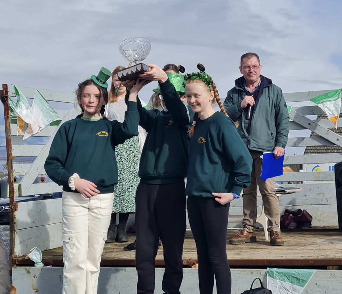 Scoil Cholmáin Muigh- Inis tweet media